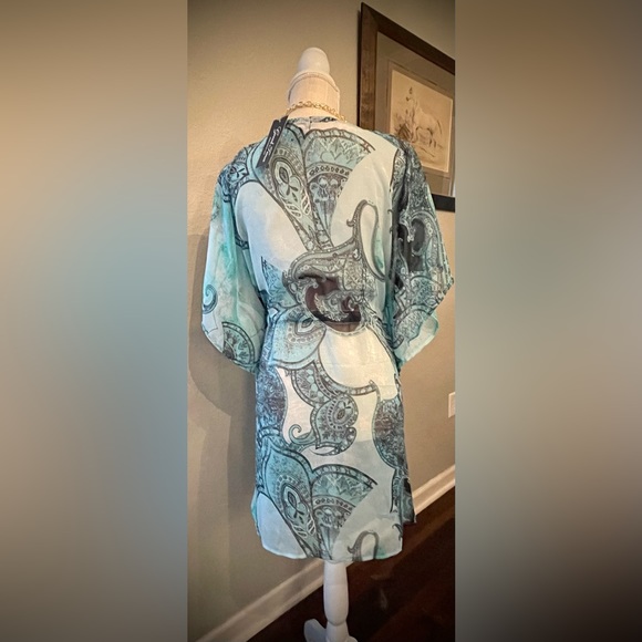 SWIM SUIT COVERUP - Picture 5 of 6